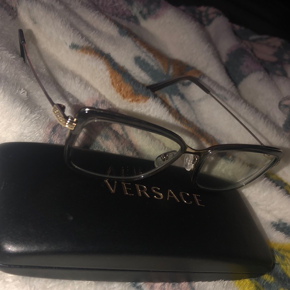 Versace glasses main image 3